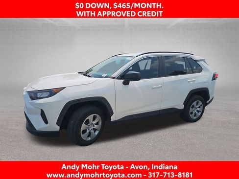 Used 2019 Toyota RAV4 LE FWD image 4