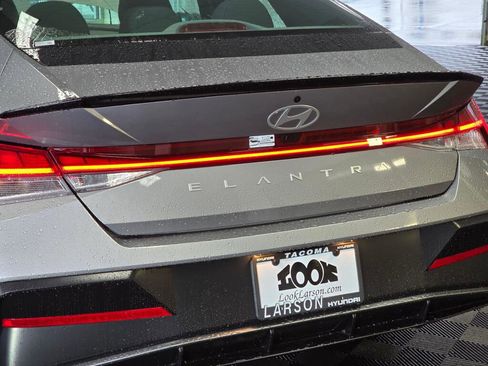 New 2026 Hyundai Elantra SEL Sport image 13