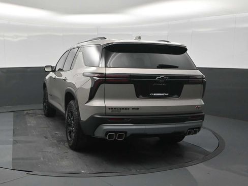 Used 2026 Chevrolet Traverse Z71 w/ Driver Confidence Package AWD/4WD image 3