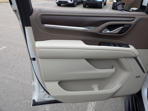 Used 2021 GMC Yukon Denali image 15