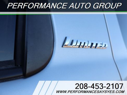 Used 2008 Toyota Sequoia Limited image 17