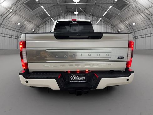 Used 2017 Ford F350 Platinum w/ Platinum Ultimate Package AWD/4WD image 4