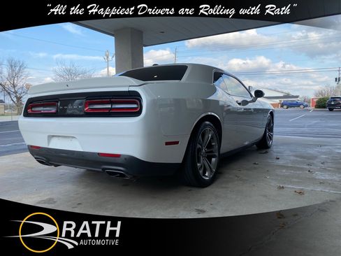 Used 2020 Dodge Challenger R/T image 6