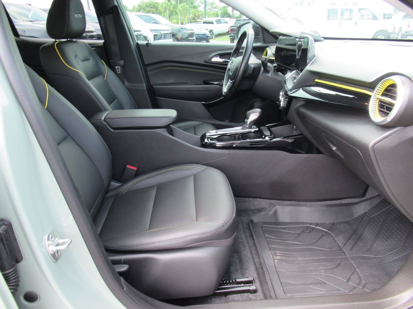 Certified 2024 Chevrolet Trax ACTIV w/ Driver Confidence Package FWD image 10