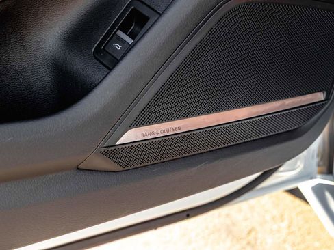 Used 2023 Audi A6 Premium Plus w/ Premium Plus Package image 18