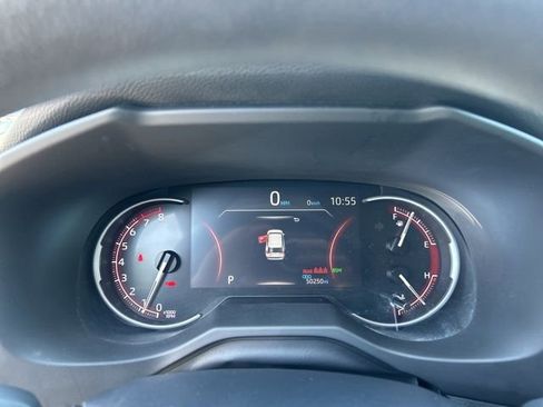 Used 2024 Toyota RAV4 XLE FWD image 24