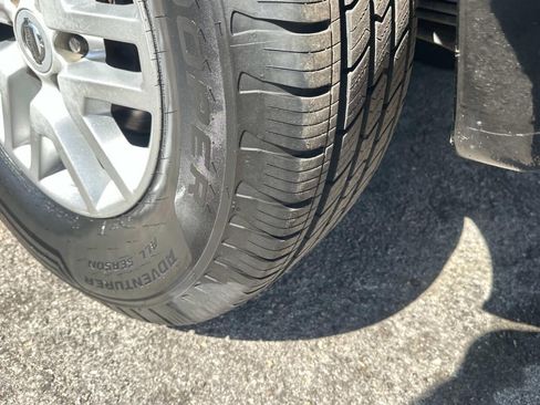 Used 2015 Nissan Frontier SV image 13