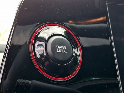 Used 2024 Hyundai Elantra N Line FWD image 25