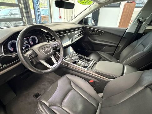 Used 2022 Audi Q8 Premium Plus w/ Premium Plus Package AWD/4WD image 15
