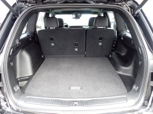 Used 2023 Jeep Grand Cherokee Altitude image 6