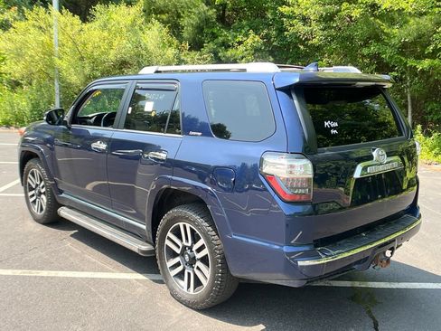 Used 2021 Toyota 4Runner Limited AWD/4WD image 3