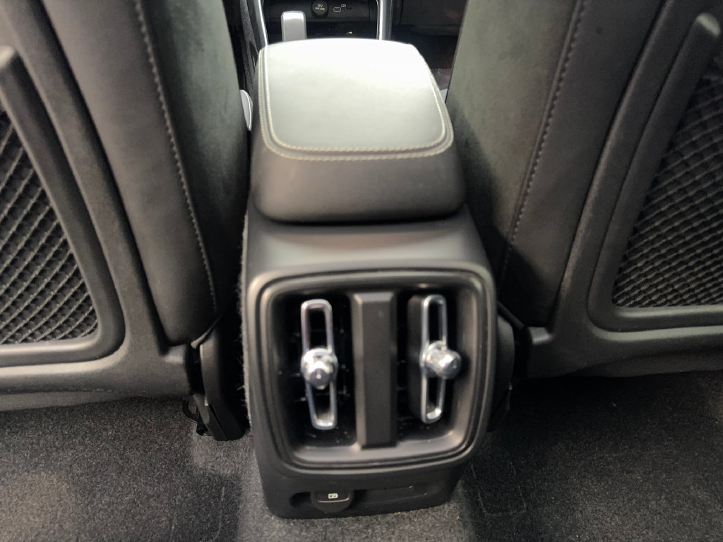 Used 2023 Volvo C40 P8 Recharge Ultimate AWD/4WD image 71