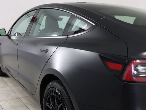 Used 2023 Tesla Model 3 Standard Range RWD image 42