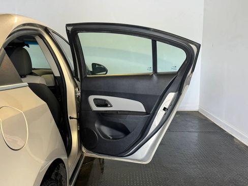 Used 2012 Chevrolet Cruze LS w/ Connectivity Package FWD image 23