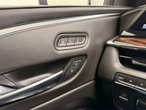 Used 2022 Cadillac Escalade Sport Platinum image 25
