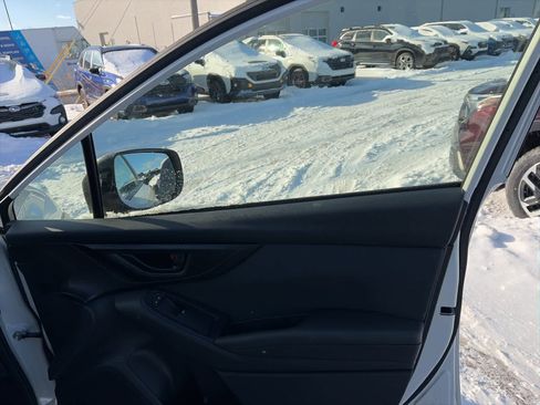 Used 2023 Subaru Crosstrek 2.0i Premium image 16