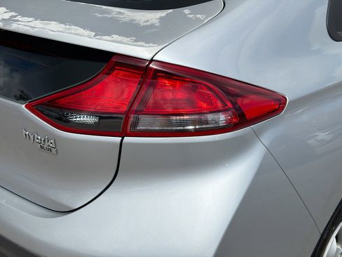 Used 2020 Hyundai Ioniq Blue image 24