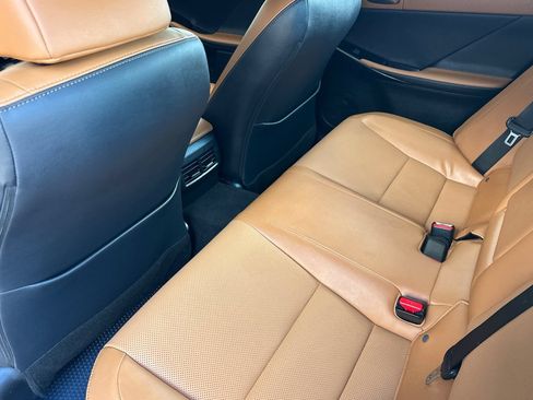 Used 2023 Lexus IS 300 w/ Comfort Package RWD image 9