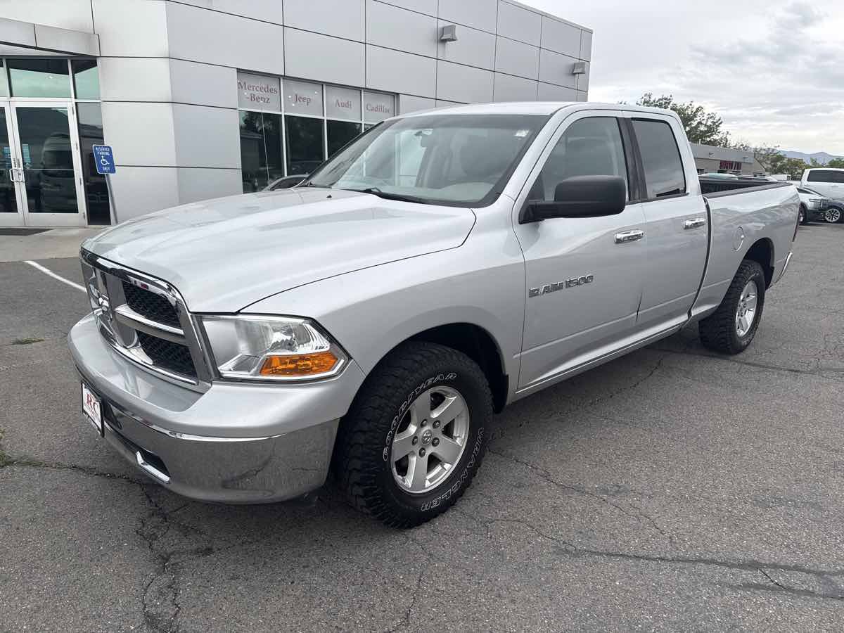 Used 2012 RAM 1500 Classic SLT AWD/4WD image 2
