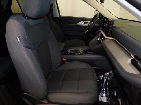 New 2026 Ford Explorer Active image 21