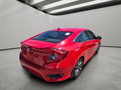 Used 2017 Honda Civic EX image 9