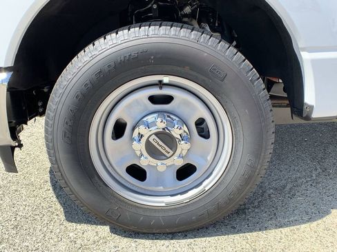 New 2025 Ford F350 XL w/ XL Chrome Package image 14