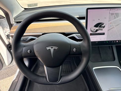 Used 2021 Tesla Model 3 Long Range AWD/4WD image 14