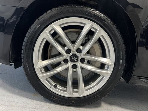 Used 2020 Audi A4 2.0T Prestige w/ Prestige Package image 32