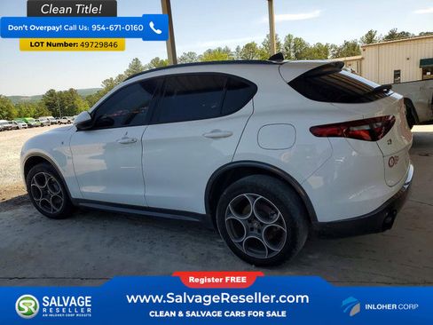 Used 2022 Alfa Romeo Stelvio Ti w/ Active Assist Plus Package AWD/4WD image 3