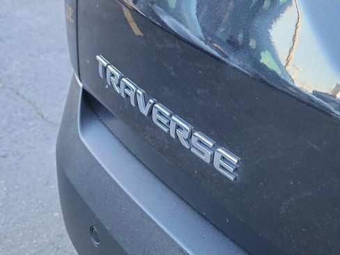 Used 2020 Chevrolet Traverse LT FWD image 8