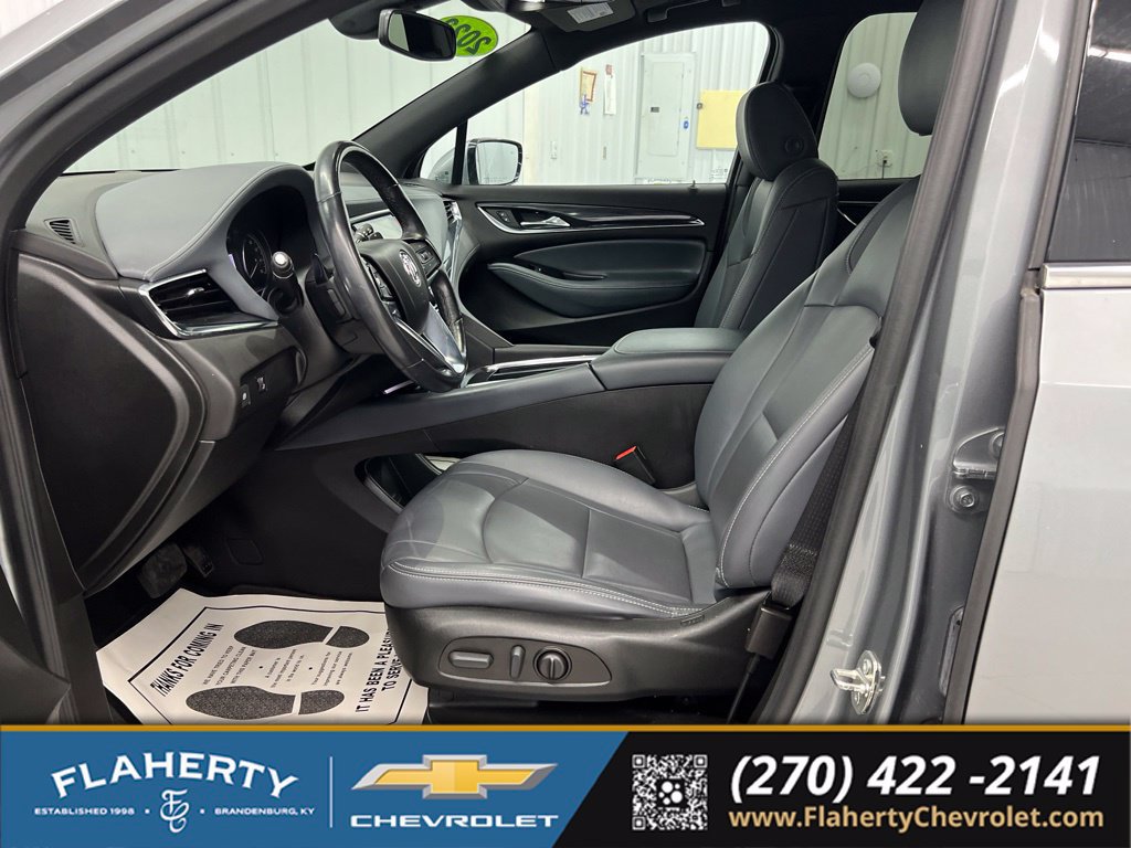 Used 2023 Buick Enclave Essence w/ Experience Buick Package AWD/4WD image 9