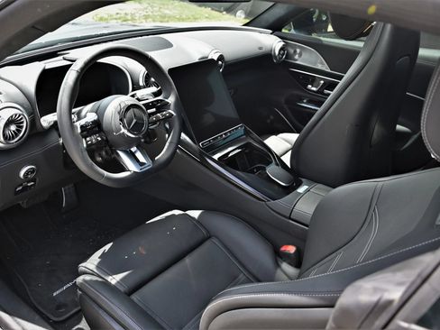 Used 2025 Mercedes-Benz AMG GT 63 w/ Driver Assistance Package image 12