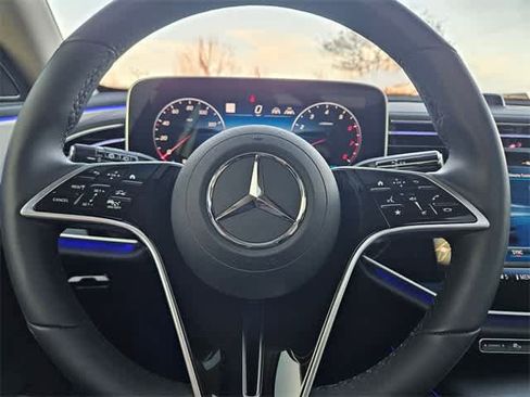 Used 2025 Mercedes-Benz E 450 4MATIC All-Terrain Wagon image 24