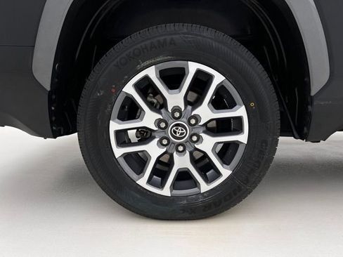 Used 2022 Toyota Tundra 1794 Edition w/ Advanced Package AWD/4WD image 33