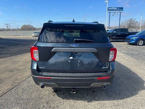 Certified 2023 Ford Explorer XLT w/ Equipment Group 202A image 5
