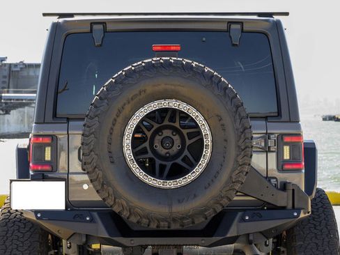 Used 2020 Jeep Wrangler Unlimited Rubicon AWD/4WD image 76