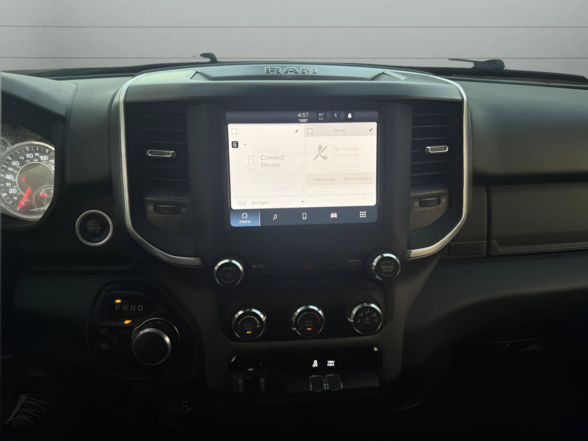 Used 2024 RAM 2500 Big Horn AWD/4WD image 21
