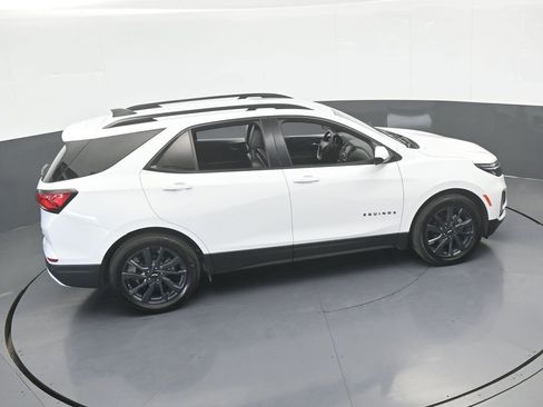 Used 2023 Chevrolet Equinox RS FWD image 48