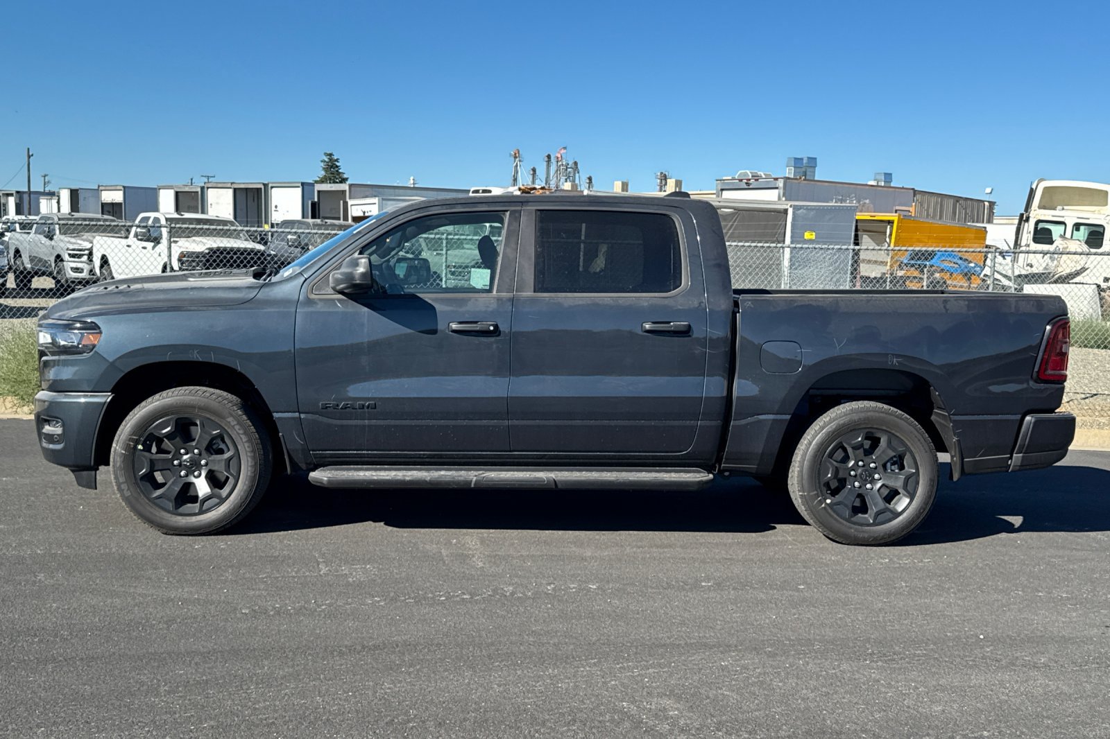 New 2026 RAM 1500 Express AWD/4WD image 6