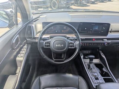 Used 2024 Kia Sorento S FWD image 15