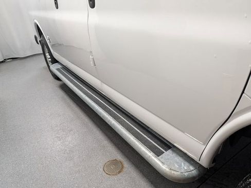 Certified 2024 Chevrolet Express 2500 Work Van w/ Driver Convenience Package image 3