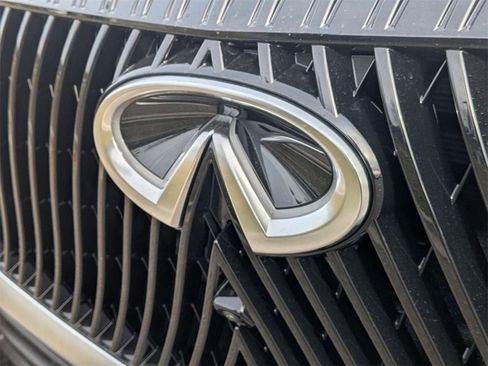 New 2026 INFINITI QX80 Luxe w/ Cargo Package image 9