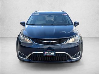 Used 2018 Chrysler Pacifica Touring-L Plus video 2