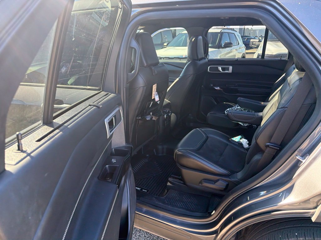 Used 2021 Ford Explorer ST w/ ST Street Pack AWD/4WD image 12