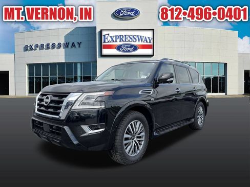 Used 2021 Nissan Armada SL w/ Captain's Chairs Package AWD/4WD image 2