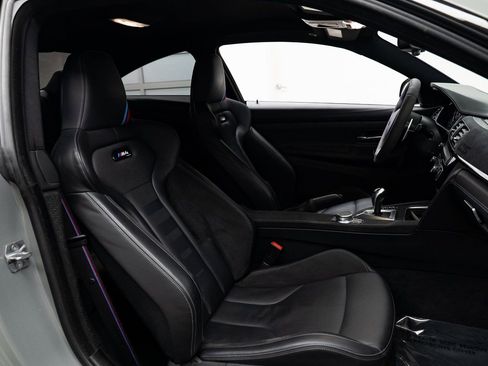 Used 2020 BMW M4 CS image 22