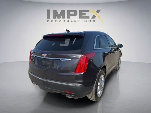 Used 2018 Cadillac XT5 Luxury w/ Driver Awareness Package FWD image 4