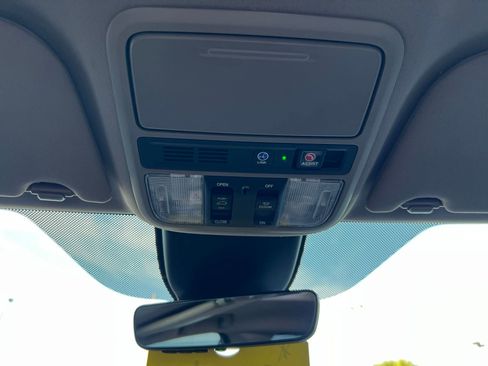 Used 2022 Honda Odyssey Touring image 36