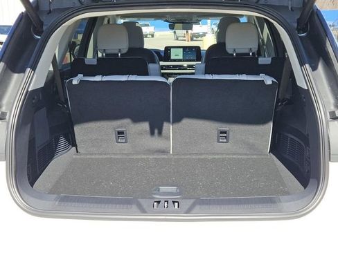 New 2026 Lincoln Aviator Reserve image 9