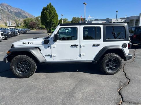 Used 2023 Jeep Wrangler Unlimited w/ Cold Weather Group AWD/4WD image 13